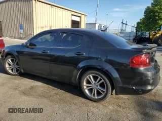 ✅ 2011 Dodge Avenger Heat • VIN: 1B3BD1FG2BN508386 • Лот: 71803714. Опубликован ранее на Copart с пробегом 194 983 миль. Бесплатный доступ к архиву аукционных продаж из США и подробный отчёт об истории автомобиля на DreamBid. Изображение 2.