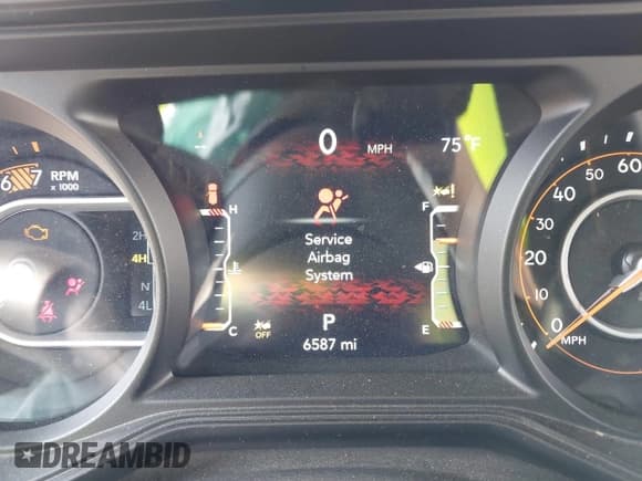 ✅ 2024 Jeep Wrangler Sport S • VIN: 1C4PJXDG5RW334658 • Lot: 42932305. Wystawiony na IAAI z przebiegiem 6 587 mil. Bezpłatny archiwum sprzedaży aukcyjnych z USA i szczegółowy raport historii pojazdu na DreamBid. Zdjęcie 7.