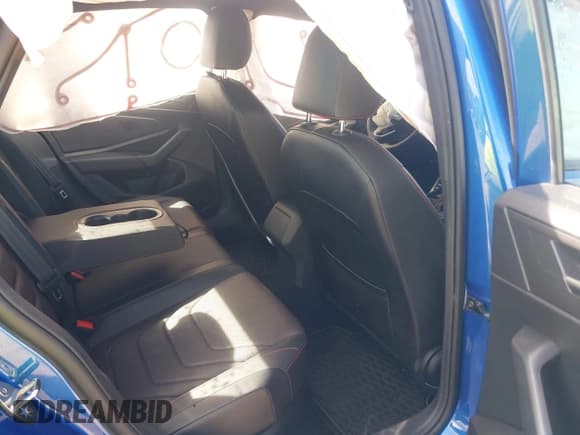 ✅ 2022 Volkswagen Jetta Autobahn • VIN: 3VW2T7BU1NM023927 • Lot: 42104915. Listed on IAAI with 17,016 mi. Free auction sales archive from the USA and detailed vehicle history report at DreamBid. Image 8.