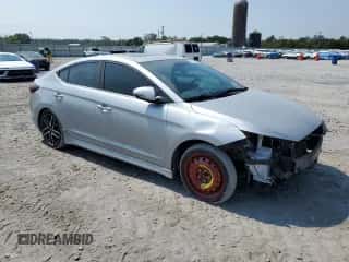 2020 Hyundai Elantra Sport с VIN KMHD04LB3LU993282, выставлен на аукционе Copart как лот 81308335 с пробегом 177 403 миль миль и Списание • Salvage title. История ставок и продаж доступна на DreamBid. Изображение 4.