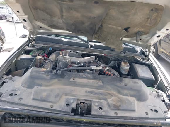 ✅ 2014 Chevrolet Silverado 2500HD LT • VIN: 1GC1KXE82EF145437 • Lot: 42394046. Listed on IAAI with 393,771 mi. Free auction sales archive from the USA and detailed vehicle history report at DreamBid. Image 10.