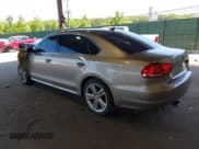 ✅ 2015 Volkswagen Passat SE • VIN: 1VWBV7A34FC073646 • Lot: 42334373. Listed on IAAI with 87,604 mi. Free auction sales archive from the USA and detailed vehicle history report at DreamBid. Image 3.