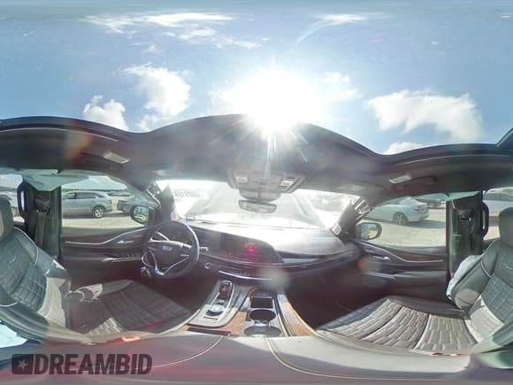 ✅ 2021 Cadillac Escalade Sport Platinum • VIN: 1GYS3GKL1MR361183 • Lot: 68091595. Wystawiony na Copart z przebiegiem 46 440 mil. Bezpłatny archiwum sprzedaży aukcyjnych z USA i szczegółowy raport historii pojazdu na DreamBid. Zdjęcie 16.