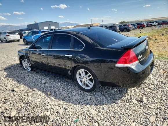 ✅ 2014 Chevrolet Impala LTZ • VIN: 2G1WC5E38E1170662 • Lot: 80163495. Wystawiony na Copart z przebiegiem 92 852 mil. Bezpłatny archiwum sprzedaży aukcyjnych z USA i szczegółowy raport historii pojazdu na DreamBid. Zdjęcie 2.