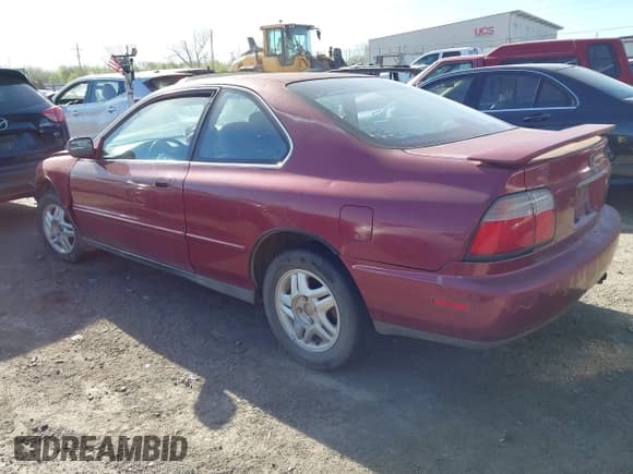✅ 1996 Honda Accord EX • VIN: 1HGCD725XTA029122 • Лот: 41860193. Опубликован ранее на IAAI с пробегом 301 004 миль. Бесплатный доступ к архиву аукционных продаж из США и подробный отчёт об истории автомобиля на DreamBid. Изображение 3.