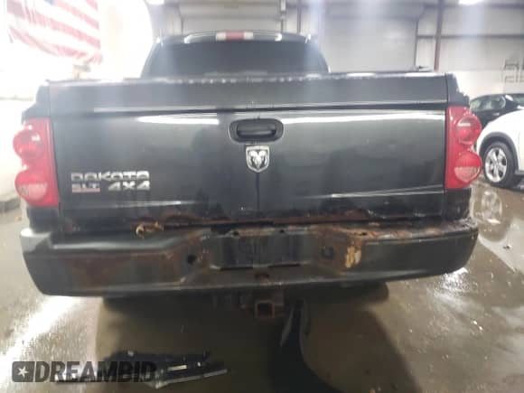 2007 Dodge Dakota SLT с VIN 1D7HW48K17S263679, выставлен на аукционе Copart как лот 86000434 с пробегом 183 379 миль миль и Списание • Salvage title. История ставок и продаж доступна на DreamBid. Изображение 6.