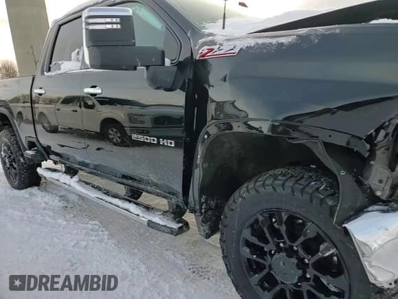 ✅ 2025 Chevrolet Silverado 2500HD LTZ • VIN: 2GC4KPE78S1111770 • Lot: 42172435. Wystawiony na Copart z przebiegiem 1 423 mil. Bezpłatny archiwum sprzedaży aukcyjnych z USA i szczegółowy raport historii pojazdu na DreamBid. Zdjęcie 10.