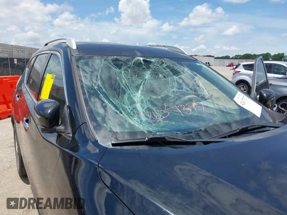 ✅ 2014 Nissan Rogue SV • VIN: 5N1AT2MT1EC769149 • Lot: 42637377. Wystawiony na IAAI z przebiegiem 198 468 mil. Bezpłatny archiwum sprzedaży aukcyjnych z USA i szczegółowy raport historii pojazdu na DreamBid. Zdjęcie 6.