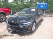 ✅ 2017 BMW 3 Series 320i • VIN: WBA8A9C35HK620558 • Лот: 42540640. Опубликован ранее на IAAI с пробегом 44 021 миль. Бесплатный доступ к архиву аукционных продаж из США и подробный отчёт об истории автомобиля на DreamBid. Изображение 2.