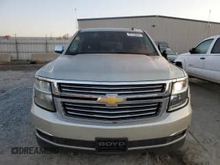 ✅ 2015 Chevrolet Suburban LTZ • VIN: 1GNSKKKC2FR127429 • Lot: 77173054. Wystawiony na Copart z przebiegiem 134 288 mil. Bezpłatny archiwum sprzedaży aukcyjnych z USA i szczegółowy raport historii pojazdu na DreamBid. Zdjęcie 5.