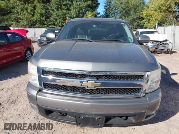 ✅ 2007 Chevrolet Silverado 1500 1LT • VIN: 1GCEK19057Z639585 • Lot: 43408173. Listed on IAAI with 134,431 mi. Free auction sales archive from the USA and detailed vehicle history report at DreamBid. Image 12.