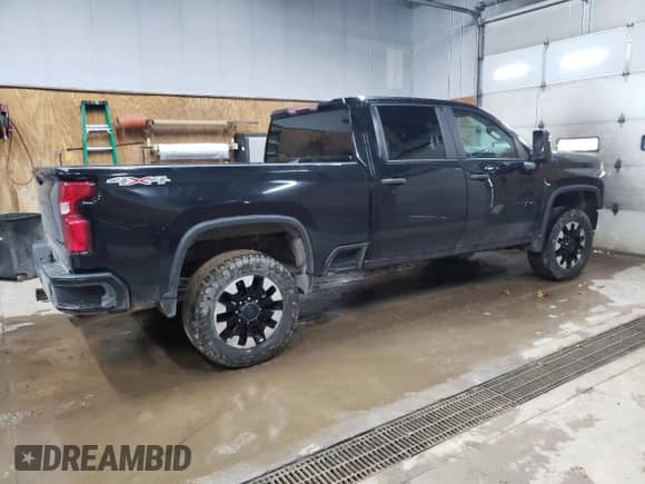 2020 Chevrolet Silverado 2500HD Custom с VIN 1GC4YME74LF121431, выставлен на аукционе Copart как лот 89517535 с пробегом 123 019 миль миль и Списание • Salvage title. История ставок и продаж доступна на DreamBid. Изображение 3.