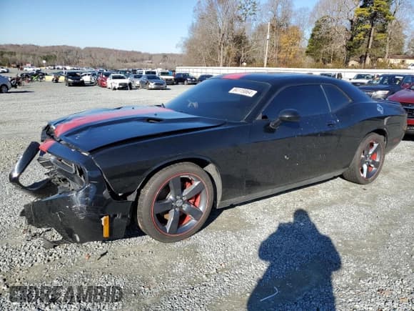 ✅ 2013 Dodge Challenger SXT • VIN: 2C3CDYAGXDH595537 • Lot: 84115864. Wystawiony na Copart z przebiegiem 109 005 mil. Bezpłatny archiwum sprzedaży aukcyjnych z USA i szczegółowy raport historii pojazdu na DreamBid. Zdjęcie 1.
