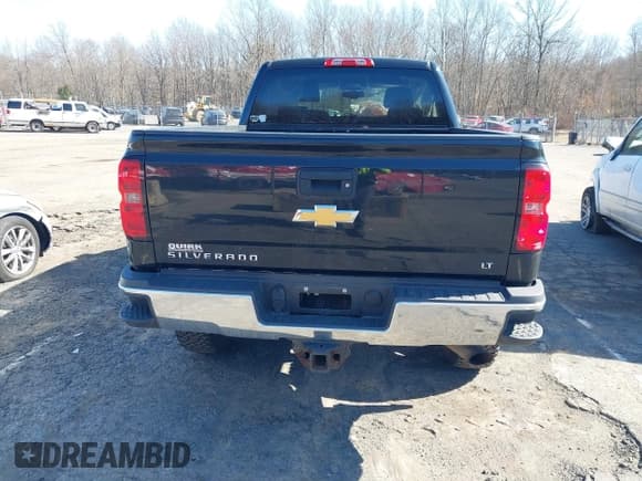 ✅ 2015 Chevrolet Silverado 2500HD LT • VIN: 1GC1KVEG9FF608249 • Lot: 41764810. Wystawiony na IAAI z przebiegiem 102 047 mil. Bezpłatny archiwum sprzedaży aukcyjnych z USA i szczegółowy raport historii pojazdu na DreamBid. Zdjęcie 16.