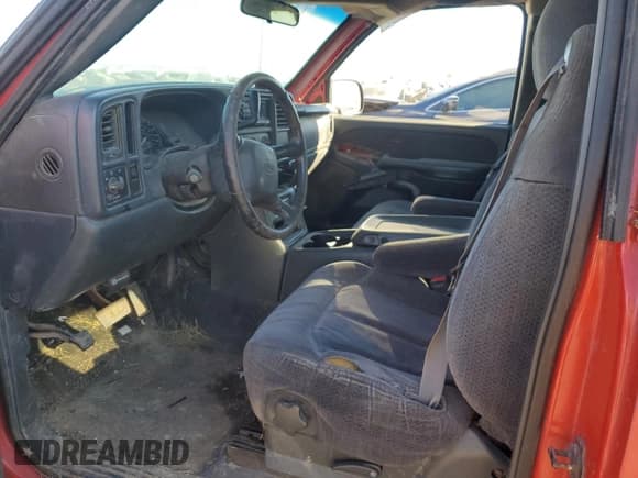 ✅ 1999 Chevrolet Silverado 1500 LS • VIN: 1GCEC19T6XZ144125 • Лот: 82221284. Опубликован ранее на Copart с пробегом 292 376 миль. Бесплатный доступ к архиву аукционных продаж из США и подробный отчёт об истории автомобиля на DreamBid. Изображение 7.