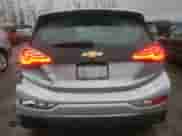 2018 Chevrolet Bolt EV LT z VIN 1G1FW6S09J4120195, wystawiony jako Copart lot #40222154 z przebiegiem 86 735 mil mil oraz . Historia ofert i sprzedaży dostępna na DreamBid. Obrazek 6.