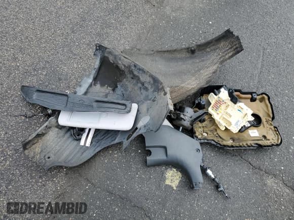 ✅ 2019 Hyundai Sonata SE • VIN: 5NPE24AF8KH735597 • Лот: 86607355. Опубликован ранее на Copart с пробегом Не указан. Бесплатный доступ к архиву аукционных продаж из США и подробный отчёт об истории автомобиля на DreamBid. Изображение 12.