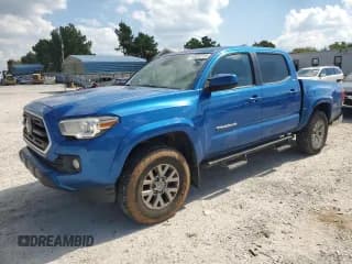 ✅ 2018 Toyota Tacoma SR5 • VIN: 5TFAZ5CN7JX065614 • Lot: 84872725. Wystawiony na Copart z przebiegiem 127 334 mil. Bezpłatny archiwum sprzedaży aukcyjnych z USA i szczegółowy raport historii pojazdu na DreamBid. Zdjęcie 1.