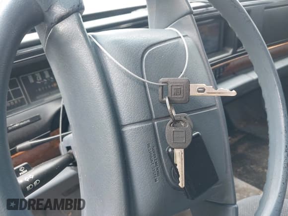 ✅ 1994 Buick LeSabre Custom • VIN: 1G4HP52L4RH535085 • Лот: 42771717. Опубликован ранее на IAAI с пробегом 167 184 миль. Бесплатный доступ к архиву аукционных продаж из США и подробный отчёт об истории автомобиля на DreamBid. Изображение 11.