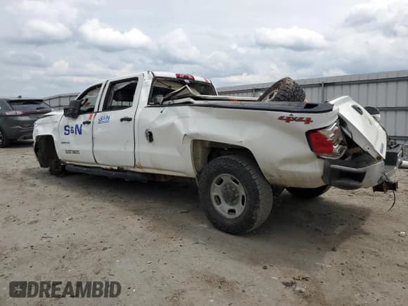 ✅ 2015 Chevrolet Silverado 2500HD Work Truck • VIN: 1GC1KUE83FF582928 • Лот: 54498245. Опубликован ранее на Copart с пробегом 247 847 миль. Бесплатный доступ к архиву аукционных продаж из США и подробный отчёт об истории автомобиля на DreamBid. Изображение 2.