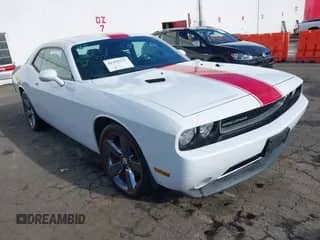 2014 Dodge Challenger SXT с VIN 2C3CDYAGXEH139460, выставлен на аукционе IAAI как лот 41420337 с пробегом 101 703 миль миль и . История ставок и продаж доступна на DreamBid. Изображение 1.