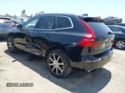 ✅ 2018 Volvo XC60 Inscription • VIN: LYVBR0DL2JB082482 • Lot: 42524955. Listed on IAAI with 46,535 mi. Free auction sales archive from the USA and detailed vehicle history report at DreamBid. Image 3.