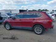✅ 2018 Volkswagen Tiguan SEL • VIN: 3VV3B7AX4JM128415 • Lot: 43315579. Listed on IAAI with 170,324 mi. Free auction sales archive from the USA and detailed vehicle history report at DreamBid. Image 14.