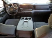 ✅ 2022 Chevrolet Silverado 1500 RST • VIN: 2GCUDEED2N1517956 • Lot: 69845685. Wystawiony na Copart z przebiegiem 49 594 mil. Bezpłatny archiwum sprzedaży aukcyjnych z USA i szczegółowy raport historii pojazdu na DreamBid. Zdjęcie 8.