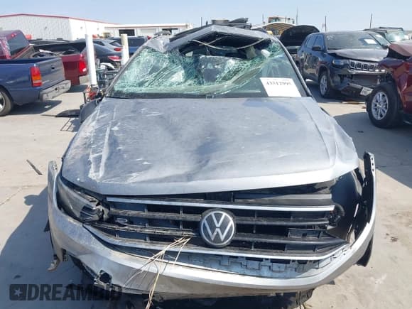 ✅ 2023 Volkswagen Tiguan SE R-Line Black • VIN: 3VVCB7AX0PM062647 • Lot: 43512995. Wystawiony na IAAI z przebiegiem 34 220 mil. Bezpłatny archiwum sprzedaży aukcyjnych z USA i szczegółowy raport historii pojazdu na DreamBid. Zdjęcie 13.