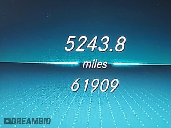 ✅ 2020 Mercedes-Benz C 300 • VIN: 55SWF8EB3LU328034 • Lot: 42269199. Listed on IAAI with 61,909 mi. Free auction sales archive from the USA and detailed vehicle history report at DreamBid. Image 15.