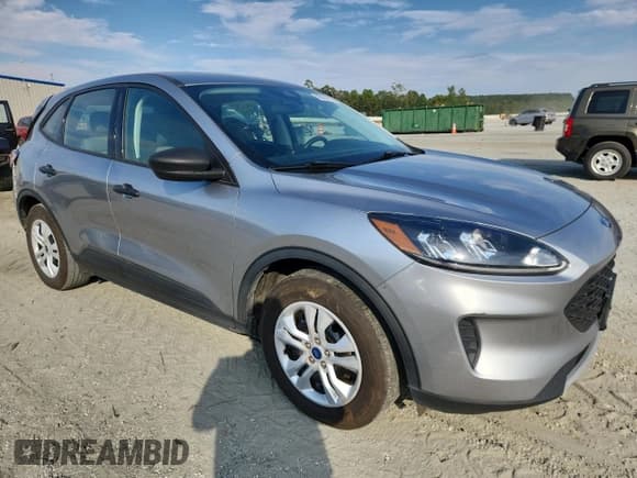 ✅ 2022 Ford Escape S • VIN: 1FMCU0F63NUA73565 • Лот: 80904105. Опубликован ранее на Copart с пробегом 82 009 миль. Бесплатный доступ к архиву аукционных продаж из США и подробный отчёт об истории автомобиля на DreamBid. Изображение 4.