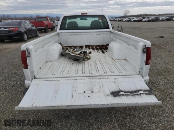 ✅ 1999 Chevrolet S-10 LS • VIN: 1GCCS14X9XK195499 • Lot: 46617155. Listed on Copart with 121,478 mi. Free auction sales archive from the USA and detailed vehicle history report at DreamBid. Image 10.