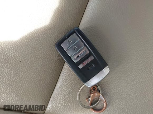 ✅ 2017 Acura RDX • VIN: 5J8TB4H35HL018194 • Lot: 42287760. Wystawiony na IAAI z przebiegiem 125 418 mil. Bezpłatny archiwum sprzedaży aukcyjnych z USA i szczegółowy raport historii pojazdu na DreamBid. Zdjęcie 11.