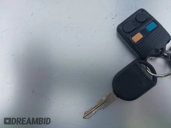 ✅ 2003 Ford Explorer XLS • VIN: 1FMZU72K53UB84654 • Lot: 42256405. Listed on IAAI with 110,527 mi. Free auction sales archive from the USA and detailed vehicle history report at DreamBid. Image 11.