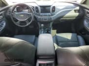 ✅ 2017 Chevrolet Impala LT • VIN: 1G1105SA8HU178212 • Лот: 72578644. Опубликован ранее на Copart с пробегом 123 380 миль. Бесплатный доступ к архиву аукционных продаж из США и подробный отчёт об истории автомобиля на DreamBid. Изображение 8.