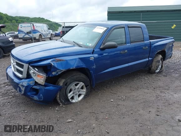 ✅ 2010 Dodge Dakota Bighorn/Lonestar • VIN: 1D7CW3GPXAS116883 • Lot: 42329654. Wystawiony na IAAI z przebiegiem 90 057 mil. Bezpłatny archiwum sprzedaży aukcyjnych z USA i szczegółowy raport historii pojazdu na DreamBid. Zdjęcie 17.