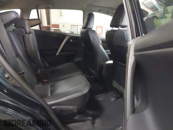 ✅ 2017 Toyota RAV4 Limited • VIN: 2T3DFREVXHW543131 • Lot: 43524131. Listed on IAAI with 81,485 mi. Free auction sales archive from the USA and detailed vehicle history report at DreamBid. Image 8.