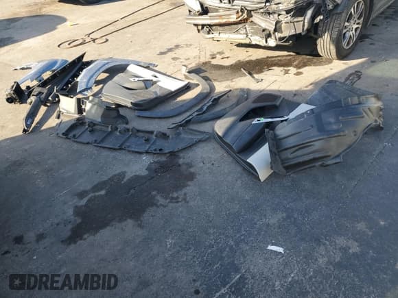 ✅ 2023 Toyota Corolla Cross L • VIN: 7MUAAAAG7PV061474 • Lot: 86704365. Listed on Copart with 22,287 mi. Free auction sales archive from the USA and detailed vehicle history report at DreamBid. Image 13.