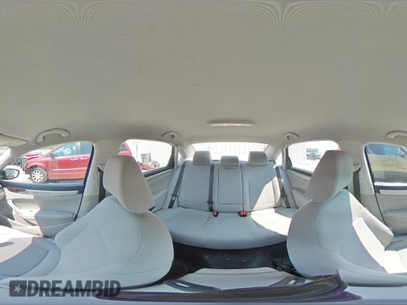 ✅ 2017 Volkswagen Passat S • VIN: 1VWAT7A38HC014720 • Лот: 58744235. Опубликован ранее на Copart с пробегом 273 593 миль. Бесплатный доступ к архиву аукционных продаж из США и подробный отчёт об истории автомобиля на DreamBid. Изображение 14.