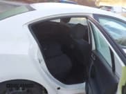 ✅ 2012 Mazda 3 i Sport • VIN: JM1BL1UG4C1551687 • Lot: 43390051. Wystawiony na IAAI z przebiegiem 139 705 mil. Bezpłatny archiwum sprzedaży aukcyjnych z USA i szczegółowy raport historii pojazdu na DreamBid. Zdjęcie 8.