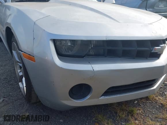 ✅ 2010 Chevrolet Camaro LS • VIN: 2G1FA1EV9A9199180 • Lot: 42968317. Listed on IAAI with 208,900 mi. Free auction sales archive from the USA and detailed vehicle history report at DreamBid. Image 12.