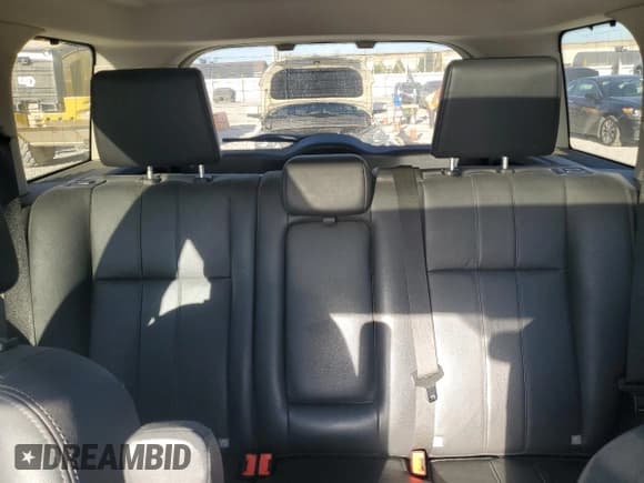 ✅ 2014 Land Rover LR2 • VIN: SALFR2BG1EH406179 • Лот: 82211535. Опубликован ранее на Copart с пробегом 189 981 миль. Бесплатный доступ к архиву аукционных продаж из США и подробный отчёт об истории автомобиля на DreamBid. Изображение 10.