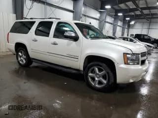 ✅ 2012 Chevrolet Suburban LTZ • VIN: 1GNSKKE71CR217486 • Lot: 74554544. Wystawiony na Copart z przebiegiem 240 812 mil. Bezpłatny archiwum sprzedaży aukcyjnych z USA i szczegółowy raport historii pojazdu na DreamBid. Zdjęcie 4.