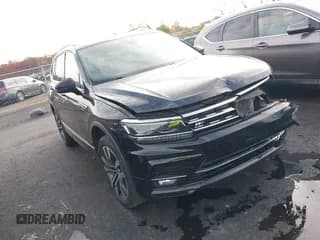 ✅ 2019 Volkswagen Tiguan SEL Premium • VIN: 3VV4B7AX6KM035210 • Лот: 43600770. Опубликован ранее на IAAI с пробегом 107 331 миль. Бесплатный доступ к архиву аукционных продаж из США и подробный отчёт об истории автомобиля на DreamBid. Изображение 1.