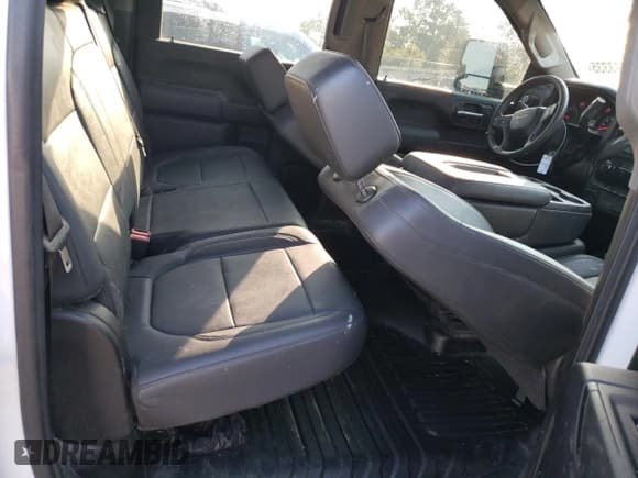 ✅ 2021 Chevrolet Silverado 2500HD Work Truck • VIN: 1GC1YLE72MF126027 • Lot: 68493335. Wystawiony na Copart z przebiegiem 154 965 mil. Bezpłatny archiwum sprzedaży aukcyjnych z USA i szczegółowy raport historii pojazdu na DreamBid. Zdjęcie 10.