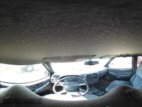 ✅ 2001 Chevrolet S-10 LS ZR2 • VIN: 1GCCT19W918111649 • Лот: 42586931. Опубликован ранее на IAAI с пробегом 143 305 миль. Бесплатный доступ к архиву аукционных продаж из США и подробный отчёт об истории автомобиля на DreamBid. Изображение 18.