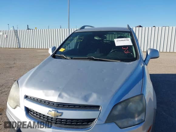 2015 Chevrolet Captiva Sport LS z VIN 3GNAL2EK1FS527166, wystawiony jako IAAI lot #43606030 z przebiegiem 149 603 mil mil oraz . Historia ofert i sprzedaży dostępna na DreamBid. Obrazek 6.