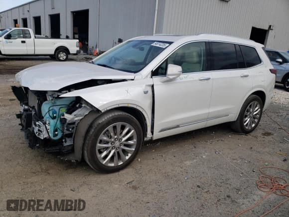 ✅ 2023 Cadillac XT6 FWD Premium Luxury • VIN: 1GYKPCRS5PZ120161 • Lot: 54614235. Wystawiony na Copart z przebiegiem 39 700 mil. Bezpłatny archiwum sprzedaży aukcyjnych z USA i szczegółowy raport historii pojazdu na DreamBid. Zdjęcie 1.
