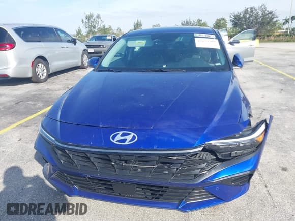 ✅ 2024 Hyundai Elantra Limited • VIN: KMHLP4DG2RU662607 • Lot: 43659309. Listed on IAAI with 42,890 mi. Free auction sales archive from the USA and detailed vehicle history report at DreamBid. Image 12.