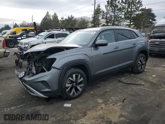 ✅ 2023 Volkswagen Atlas SE • VIN: 1V2LC2CA9PC214495 • Lot: 45463715. Listed on Copart with 42,195 mi. Free auction sales archive from the USA and detailed vehicle history report at DreamBid. Image 1.